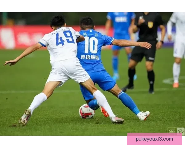 克鲁勒与切贝尔对决激战一触即发两队球员全力争胜